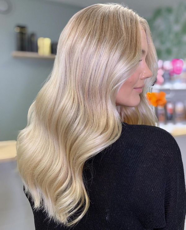 golden blonde and white chocolate hair idea