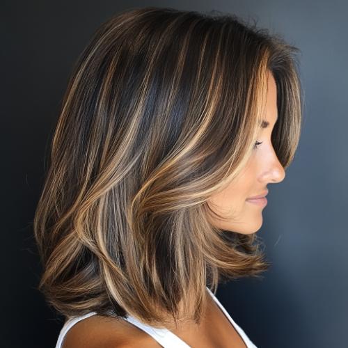 Medium Lob Layers with Balayage Highlights